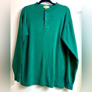 Vintage ST Johns Bay Long Sleeve Turtle Neck Shirt Green. Not sure on size